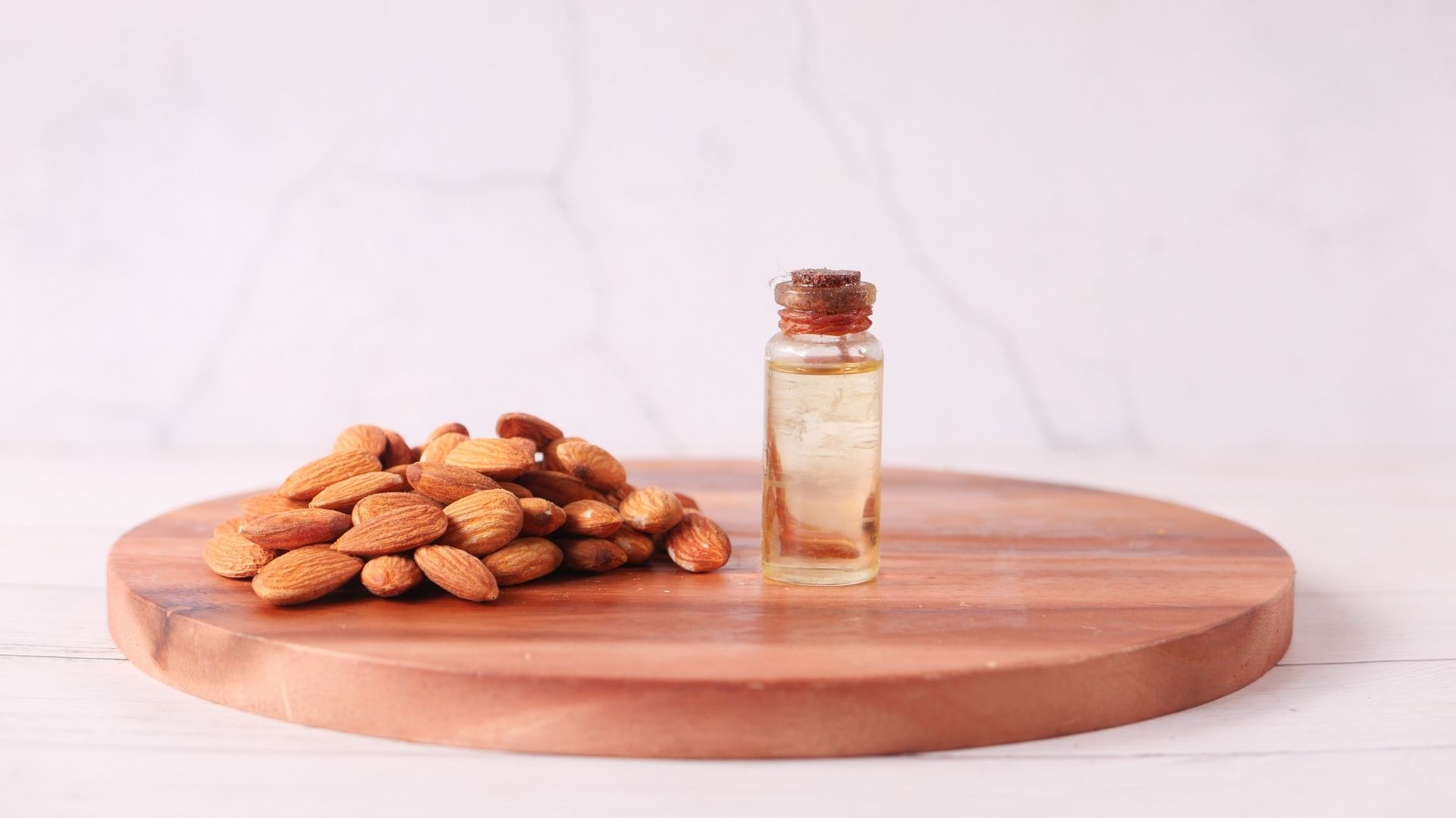 sweet-almond-oil-refined-ecsa-chemicals